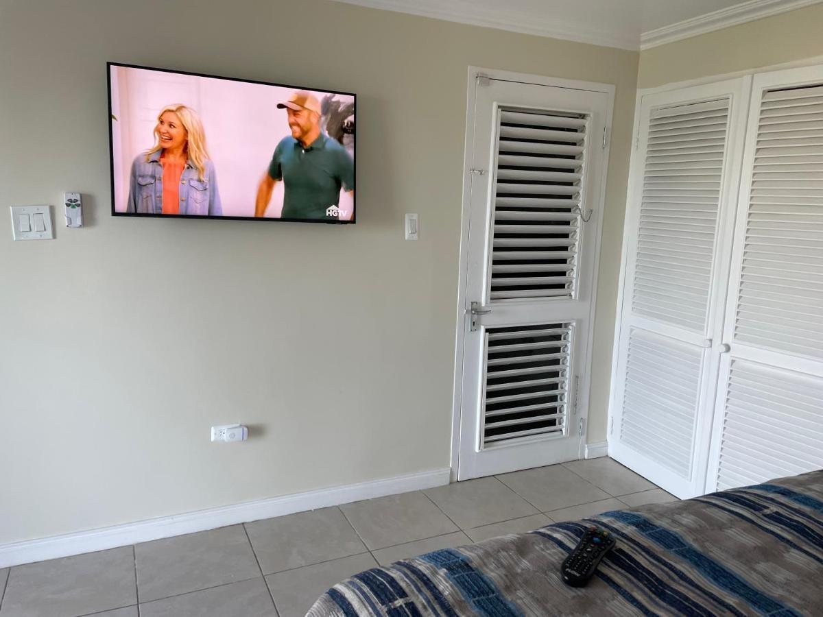 Hummingbird Retreat - Luxury Oceanview Apt, 7-Minute Walk To Beach Ocho Ríos Extérieur photo