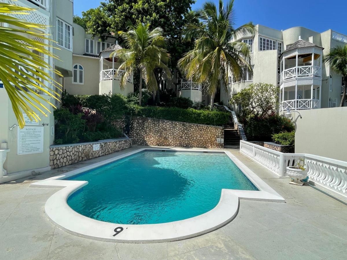 Hummingbird Retreat - Luxury Oceanview Apt, 7-Minute Walk To Beach Ocho Ríos Extérieur photo